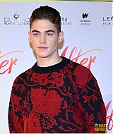 hero-fiennes-tiffin-looks-sharp-at-after-photo-call-in-milan-05.JPG